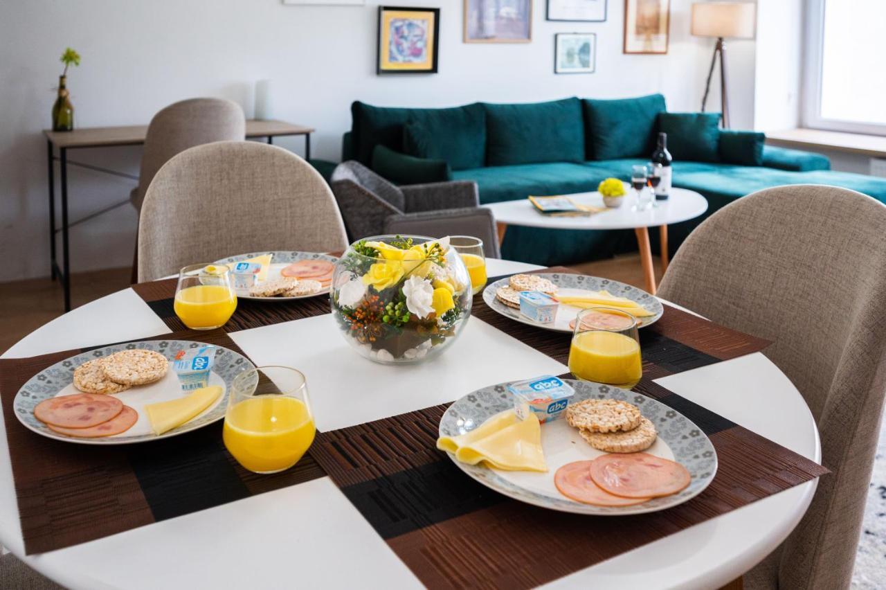 Spacious And Bright 2Bdr Apartment In The Old Town SJJ Extérieur photo