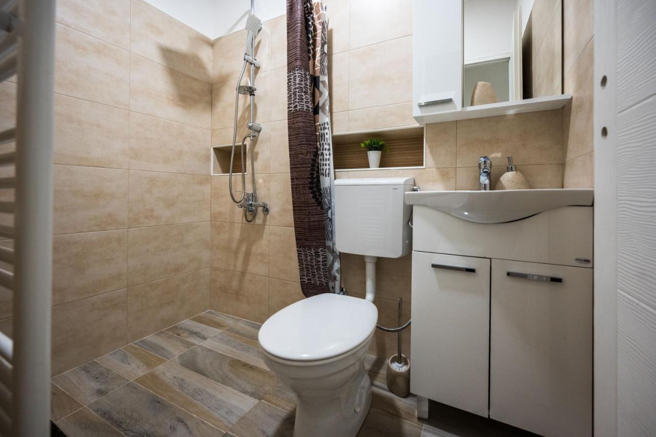 Spacious And Bright 2Bdr Apartment In The Old Town SJJ Extérieur photo