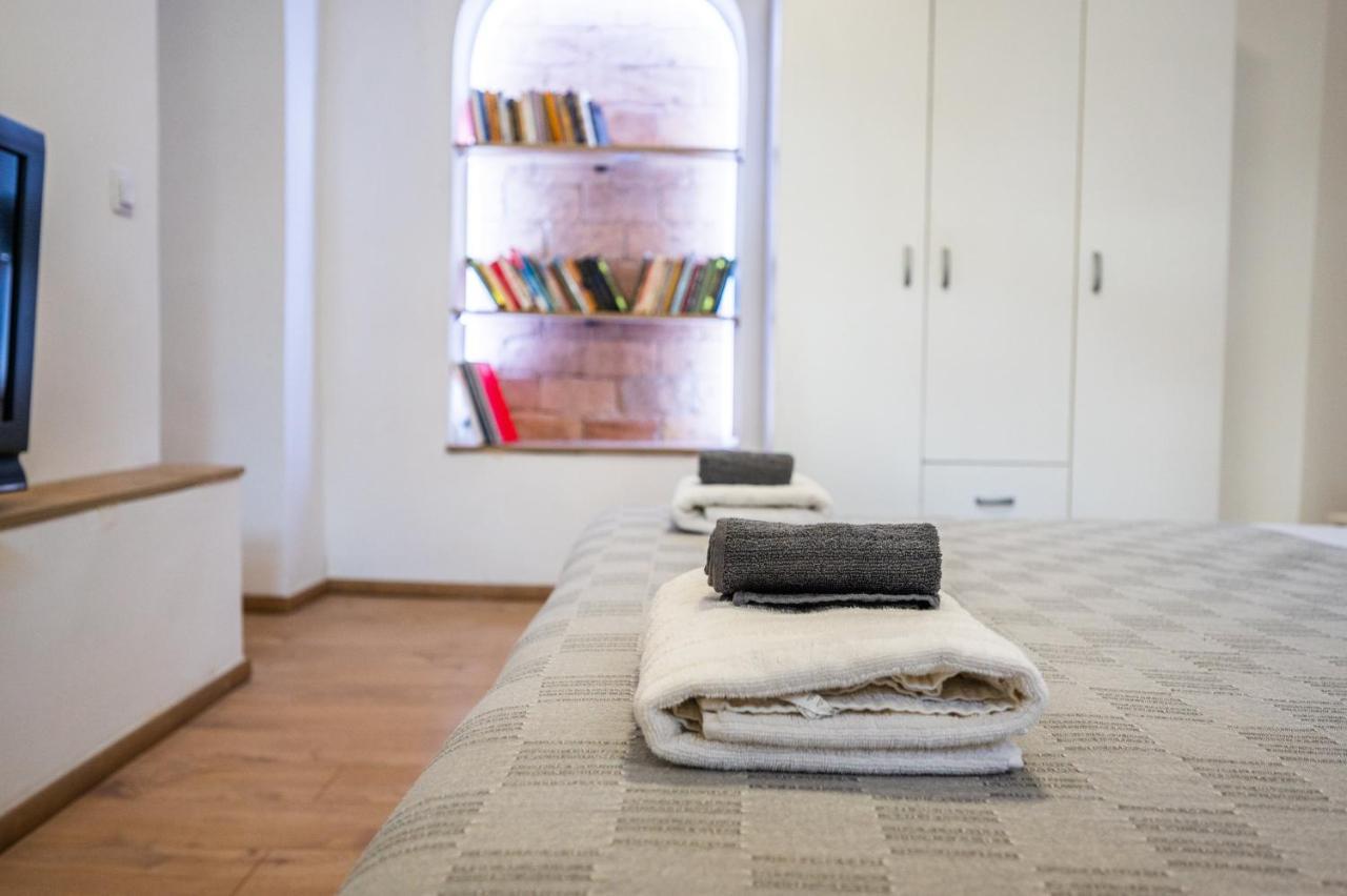 Spacious And Bright 2Bdr Apartment In The Old Town SJJ Extérieur photo
